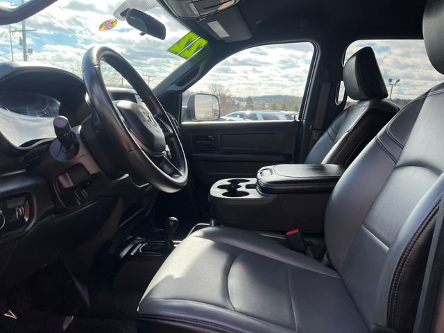 Used 2022 RAM 2500 Tradesman w/ Chrome Appearance Group image 21