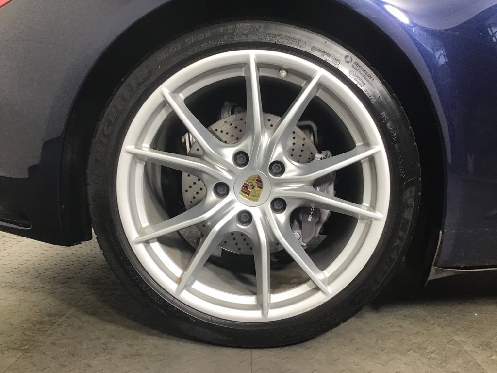 Certified 2019 Porsche 911 Carrera RWD image 12