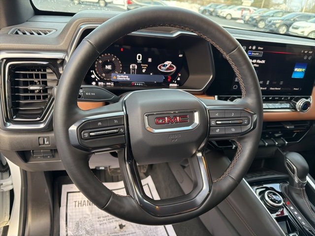 Used 2024 GMC Canyon AT4 w/ AT4 Premium Package image 12