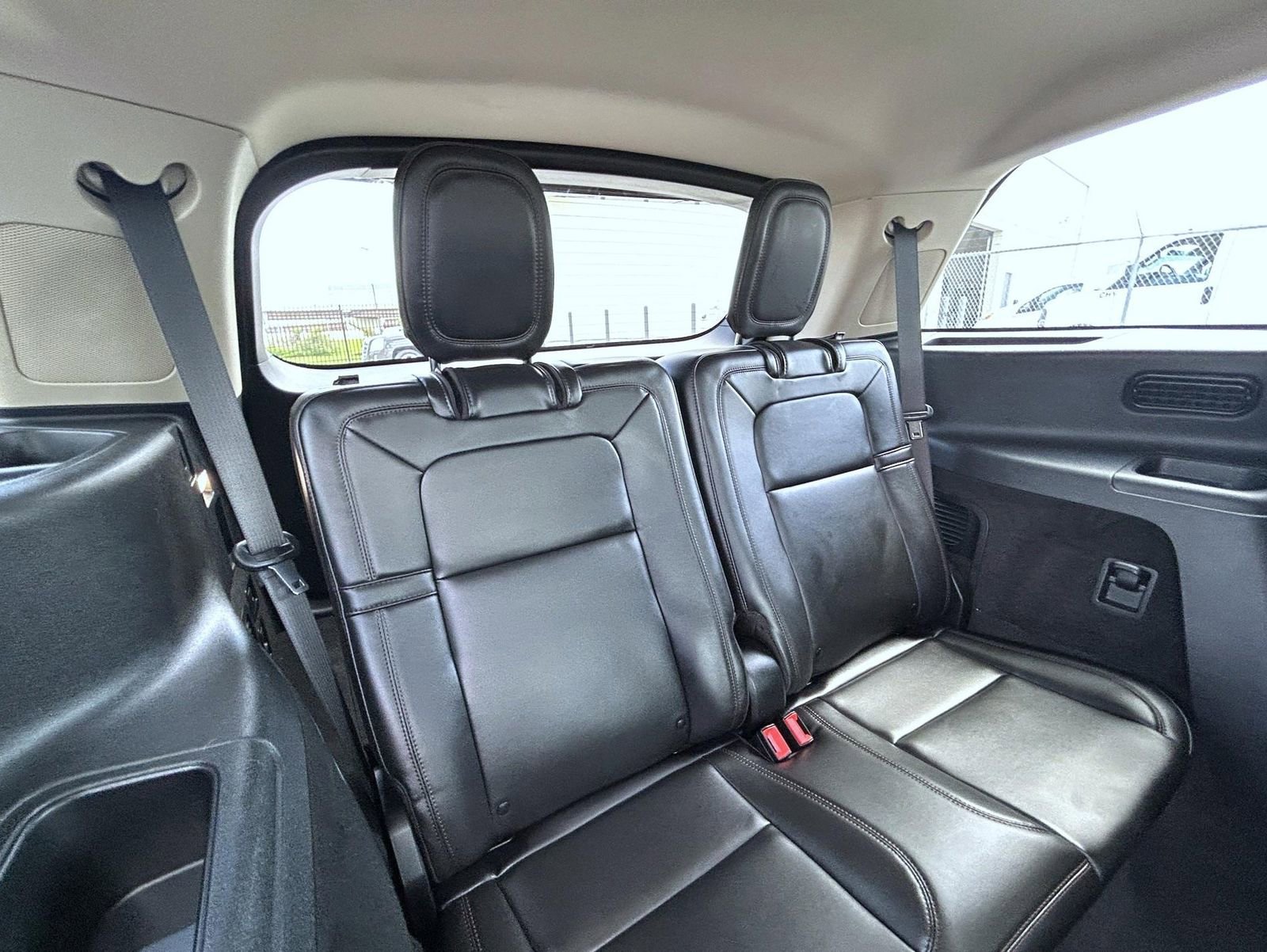 Used 2024 Lincoln Aviator Reserve w/ Equipment Group 201A AWD/4WD image 21