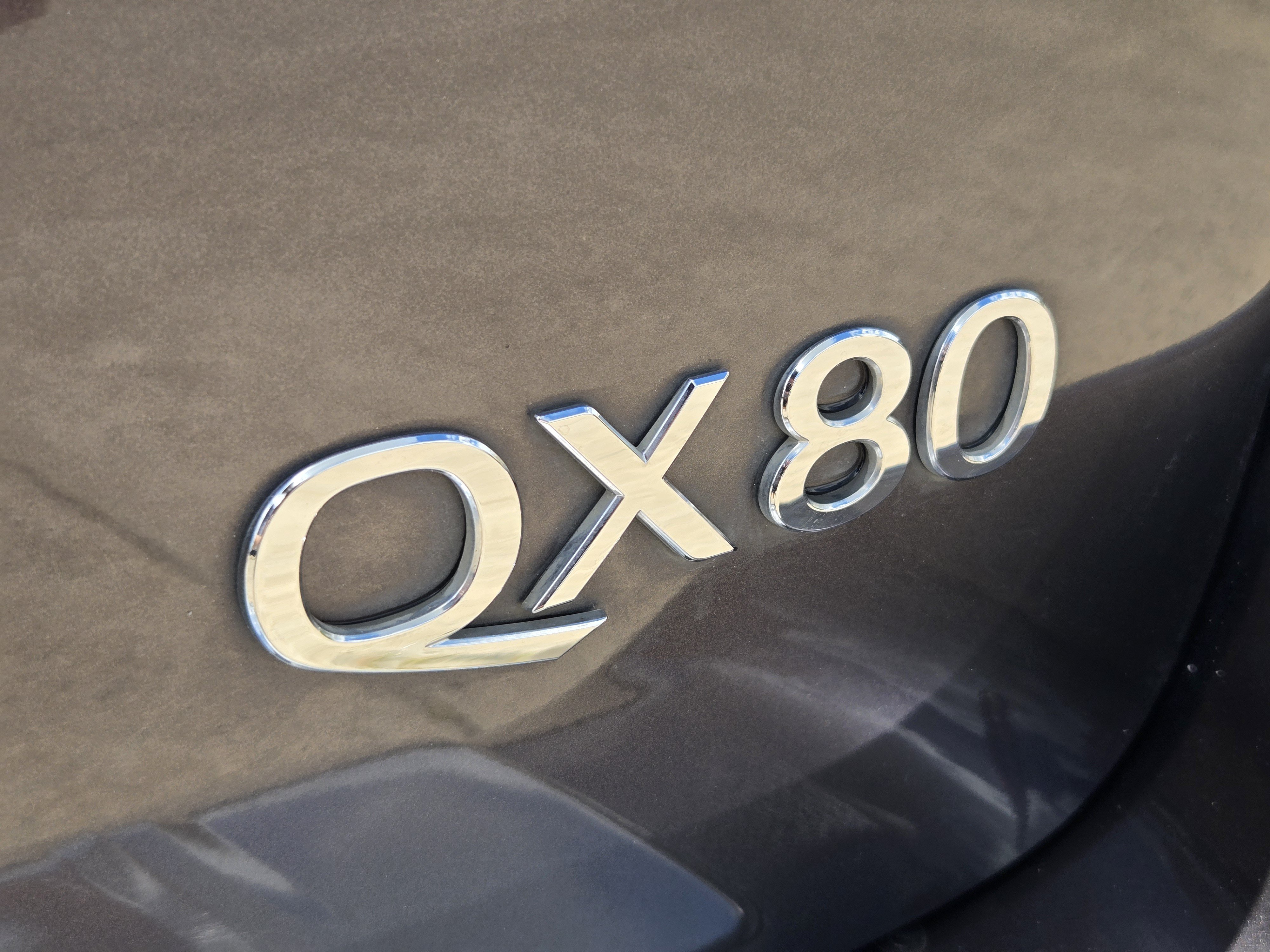 Used 2023 INFINITI QX80 Premium Select w/ Cargo Package AWD/4WD image 8