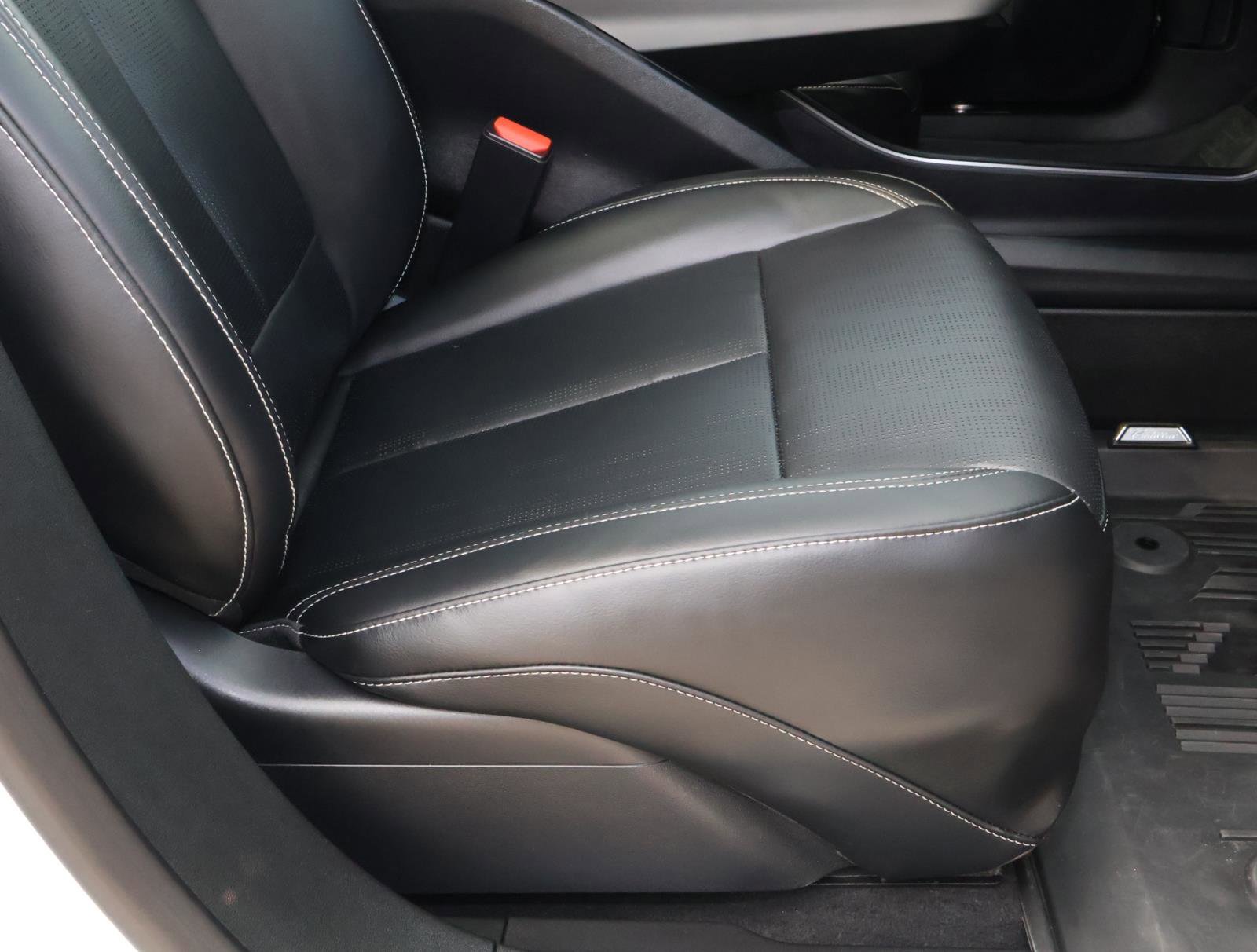 Certified 2024 Cadillac Lyriq Luxury image 23