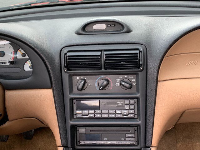 Used 1994 Ford Mustang GT RWD image 27