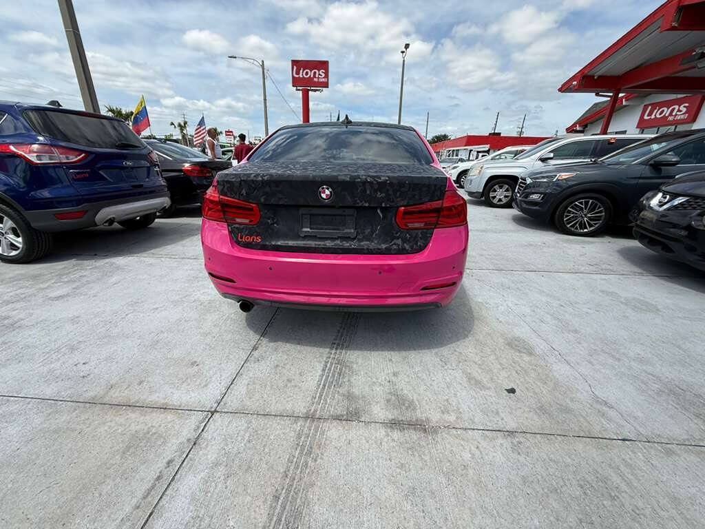 Used 2016 BMW 320i xDrive Sedan AWD/4WD image 5