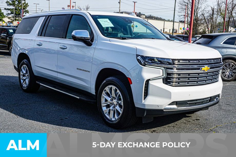Used 2024 Chevrolet Suburban Premier RWD image 4