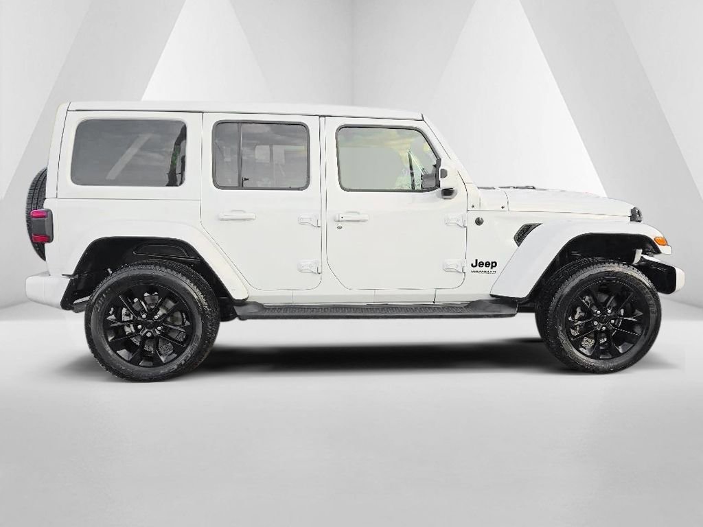 Used 2021 Jeep Wrangler Unlimited Sahara AWD/4WD image 4