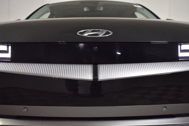 Used 2022 Hyundai Ioniq 5 Limited w/ Cargo Package image 40