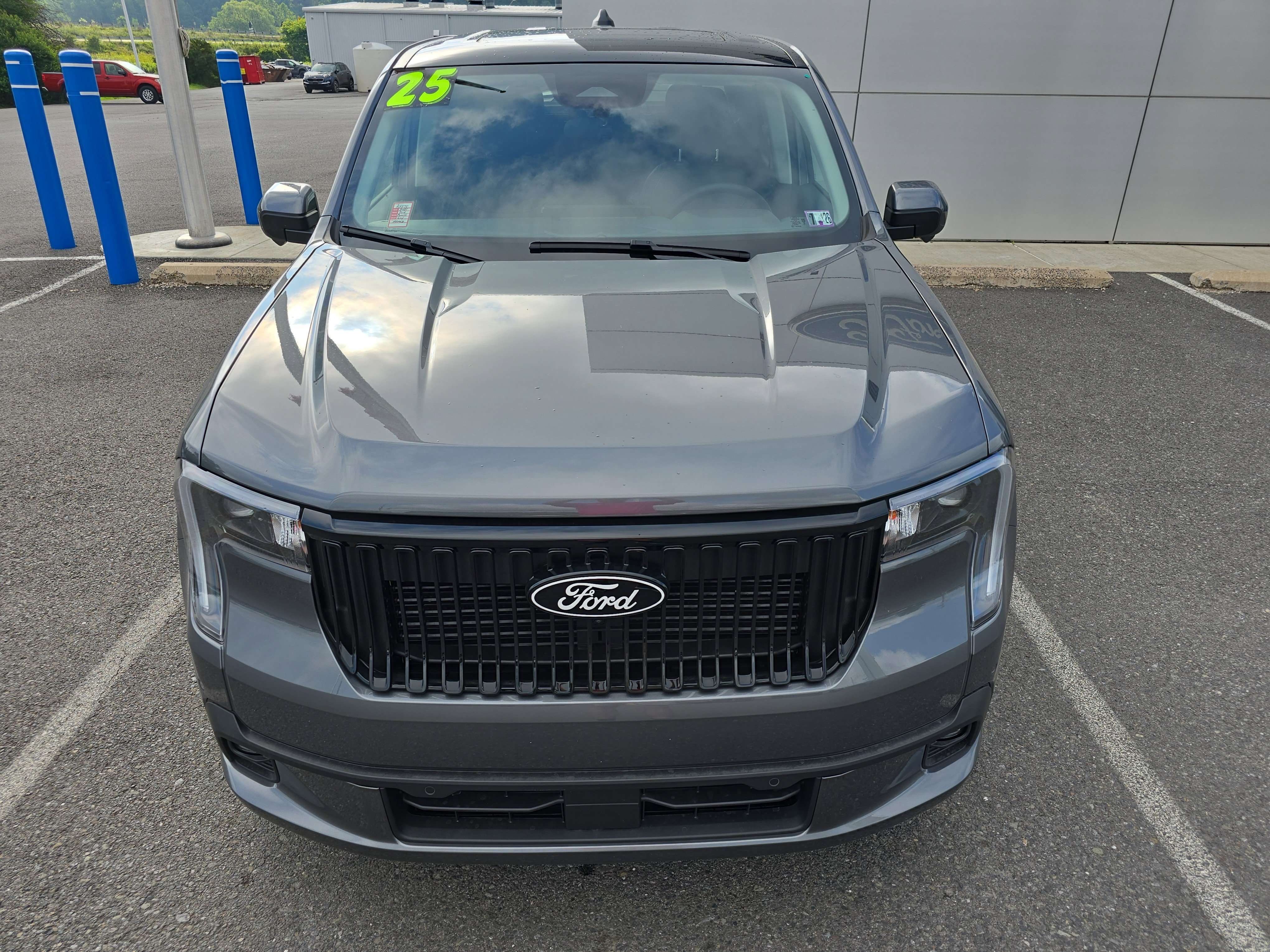 New 2025 Ford Maverick Lobo image 9