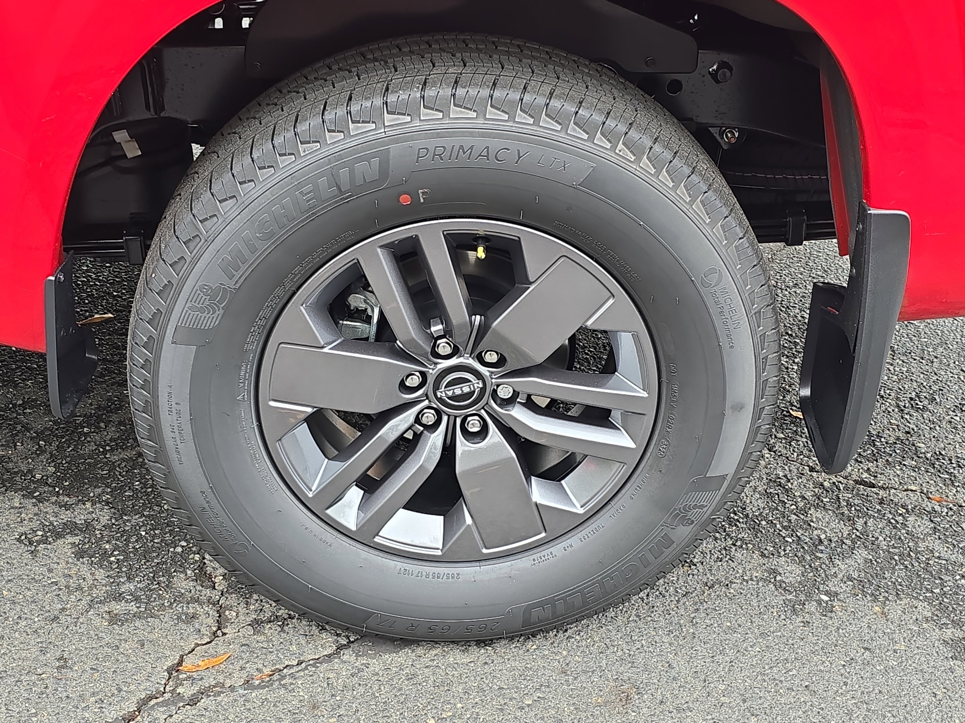 New 2026 Nissan Frontier SV image 30