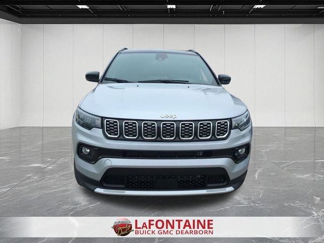 Used 2025 Jeep Compass Limited AWD/4WD image 3