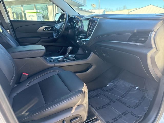 Used 2020 Chevrolet Traverse Premier w/ Redline Edition image 11