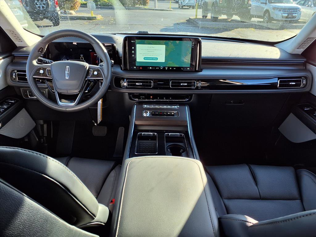 New 2025 Lincoln Aviator Reserve w/ Equipment Group 201A image 6