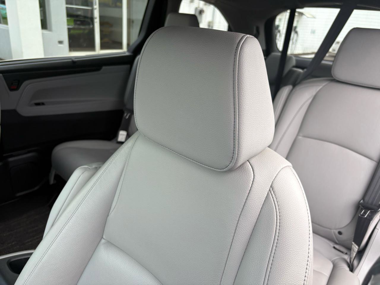 Used 2023 Honda Odyssey EX-L image 10