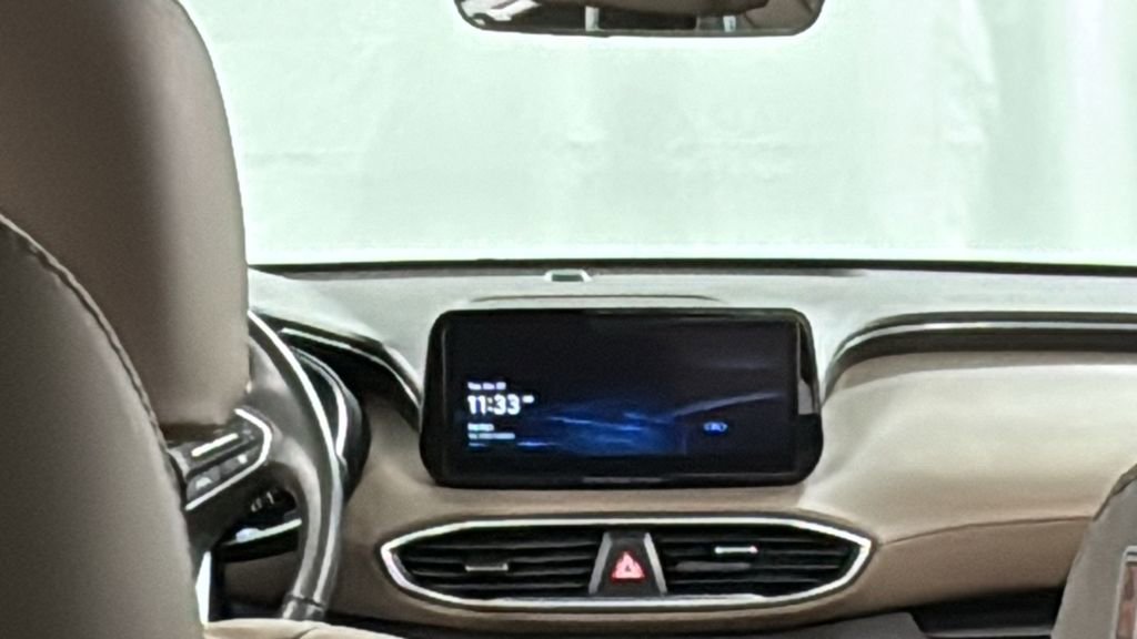 Used 2023 Hyundai Santa Fe Limited image 17