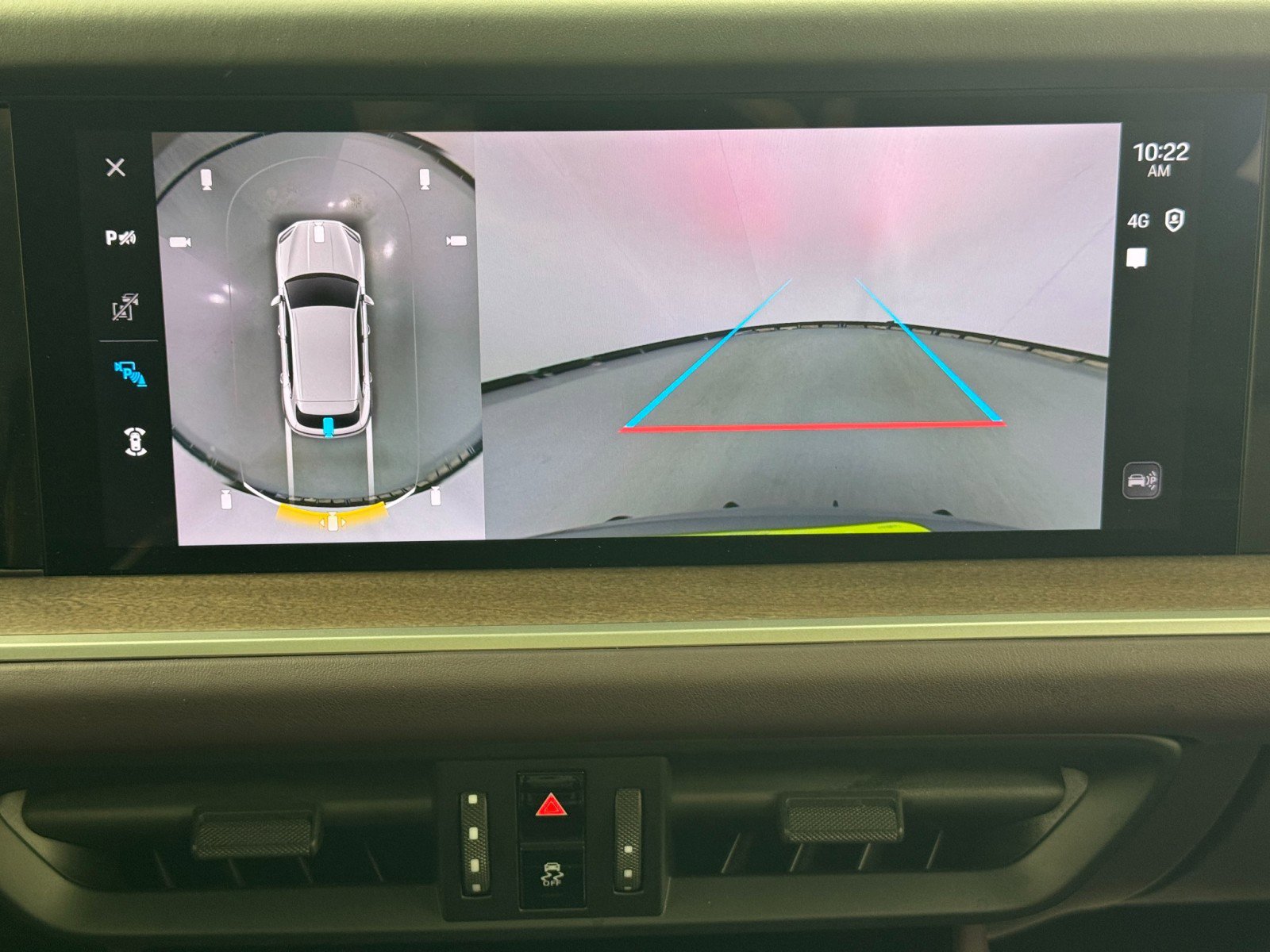 Used 2024 Porsche Cayenne Turbo AWD/4WD image 32