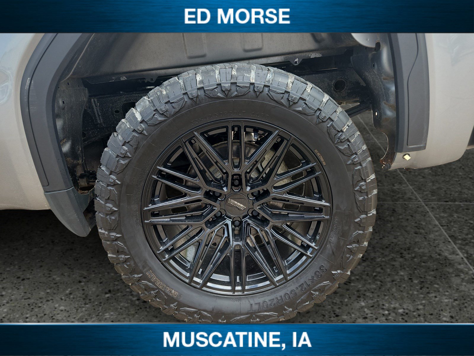 Used 2023 GMC Sierra 1500 SLE w/ Enhanced Capability Package AWD/4WD image 10