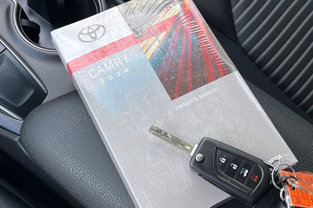 Certified 2024 Toyota Camry SE FWD image 12