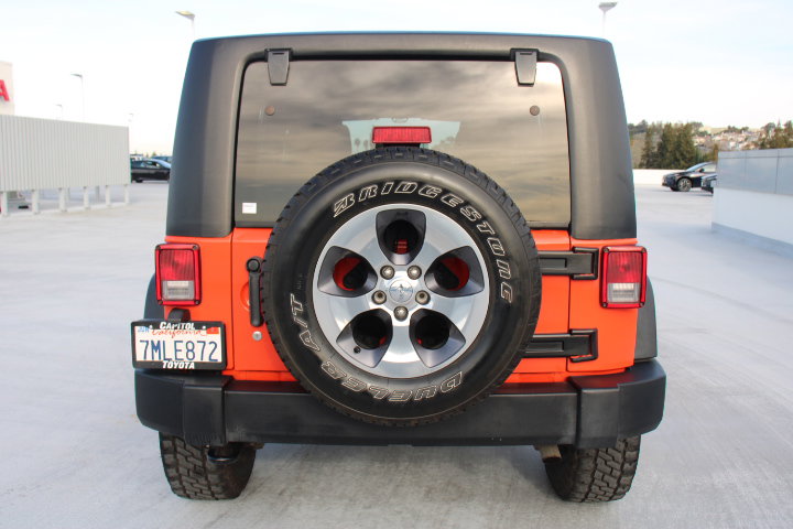 Used 2015 Jeep Wrangler Unlimited Sport image 4