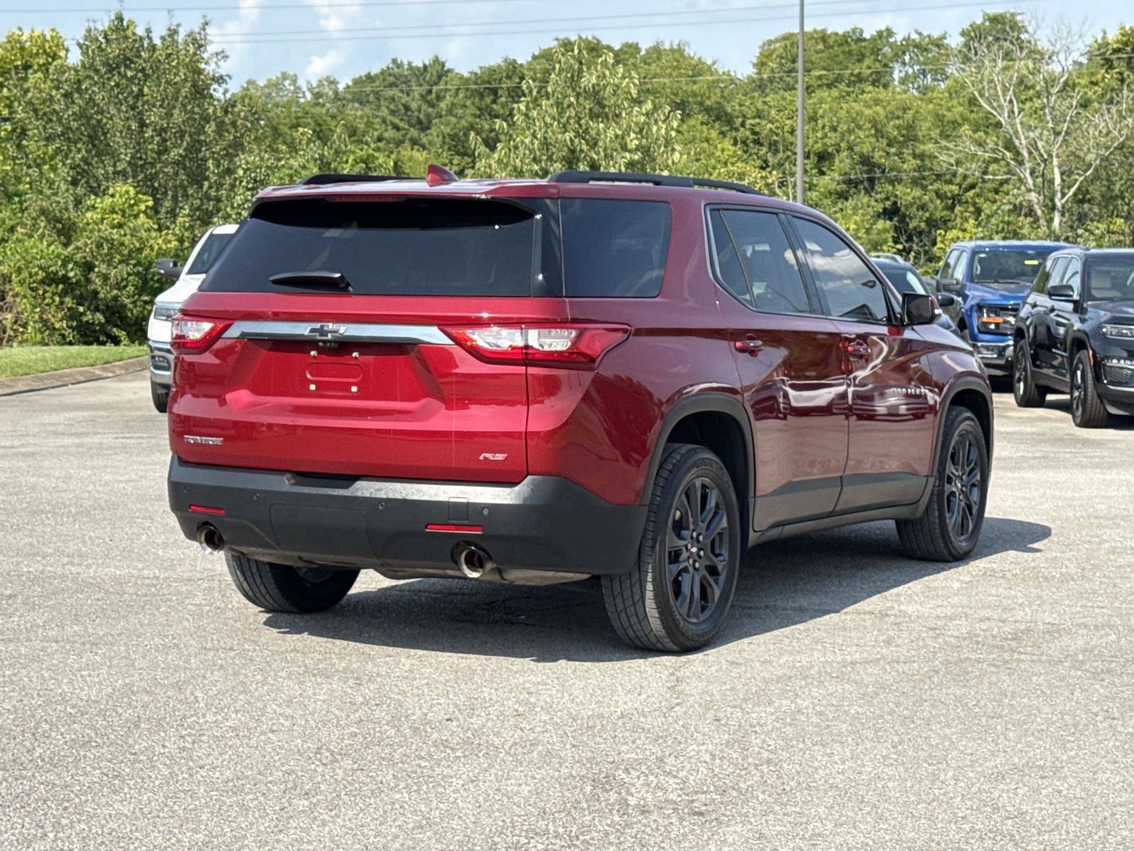 Used 2020 Chevrolet Traverse RS w/ LPO, Floor Liner Package FWD image 5