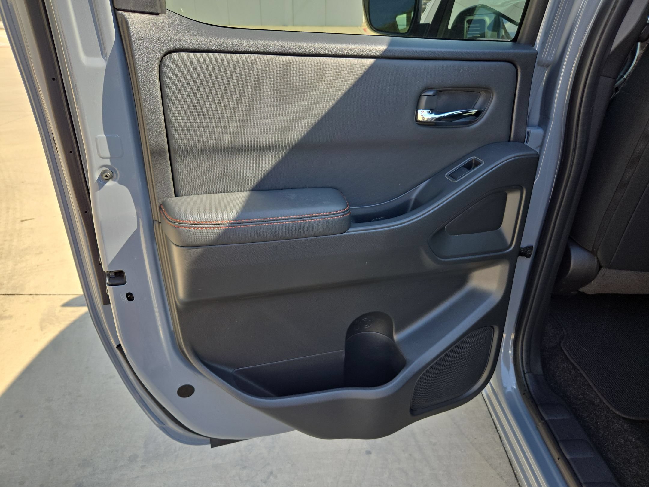 Used 2024 Nissan Frontier Pro-X RWD image 14