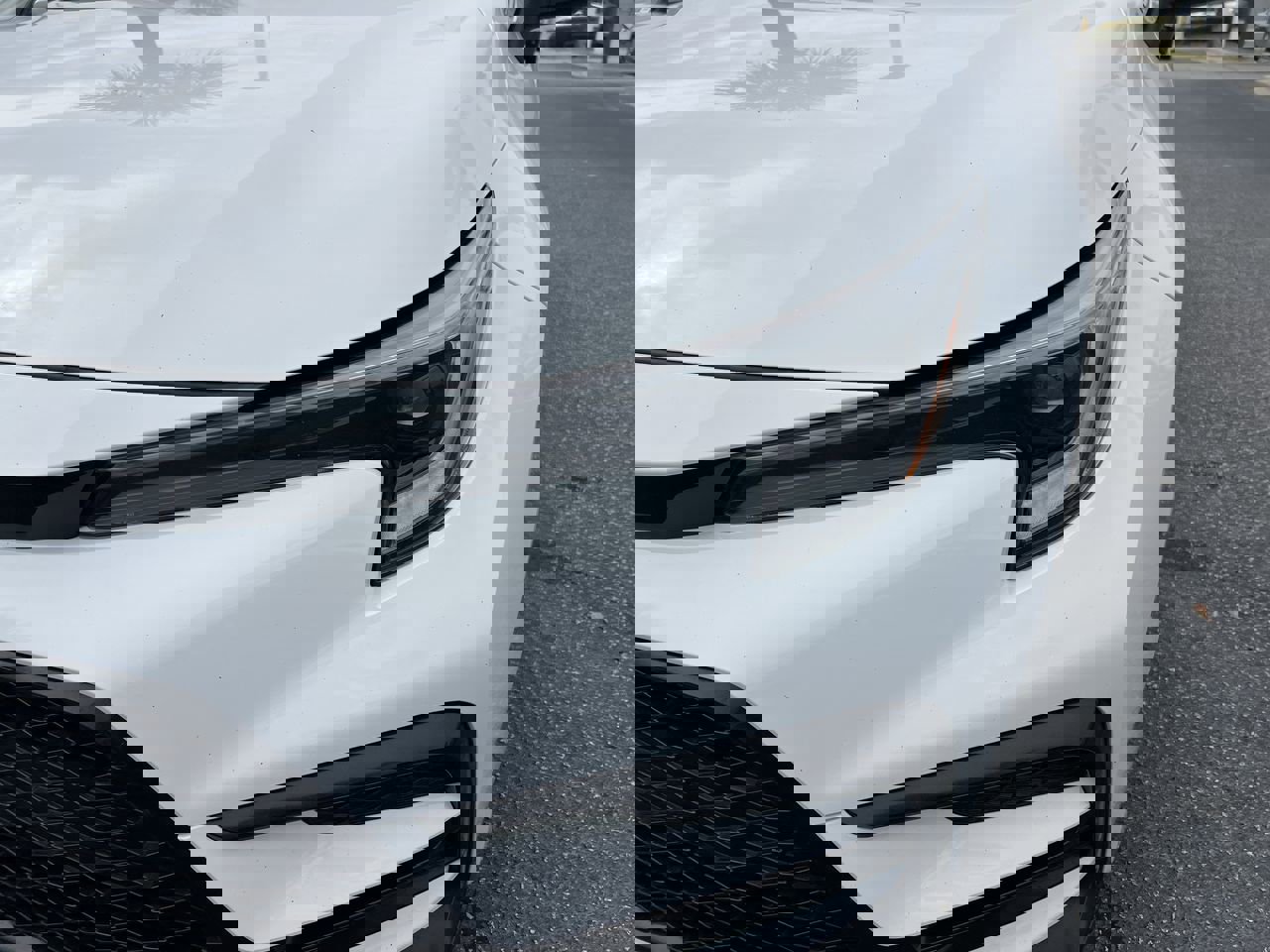 Used 2023 Toyota Corolla XSE image 6