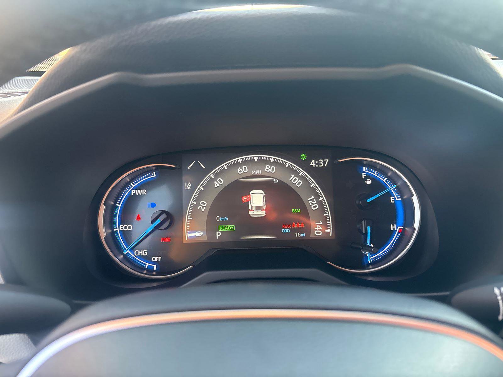 Used 2025 Toyota RAV4 XLE image 21