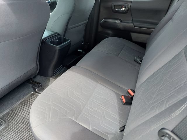Used 2019 Toyota Tacoma TRD Off-Road w/ Technology Package AWD/4WD image 14