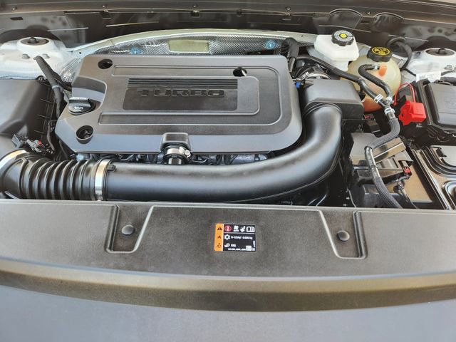 Used 2023 Buick Envision Avenir image 32