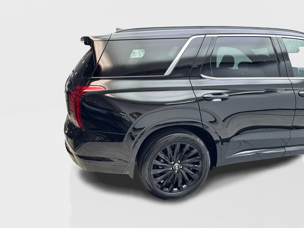 Used 2025 Hyundai Palisade Calligraphy AWD/4WD image 16