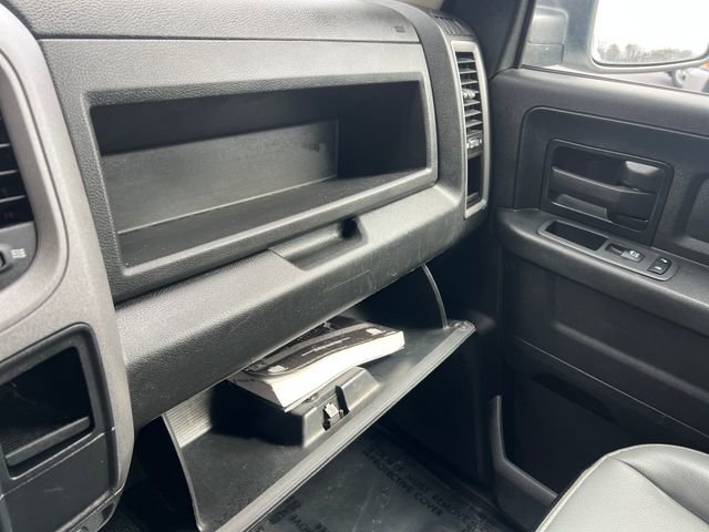 Used 2021 RAM 1500 Tradesman w/ Chrome Appearance Group image 23