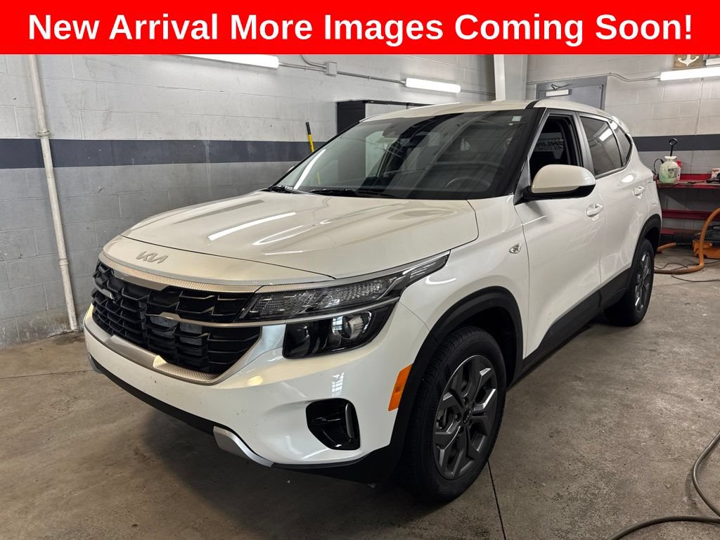 Used 2025 Kia Seltos LX