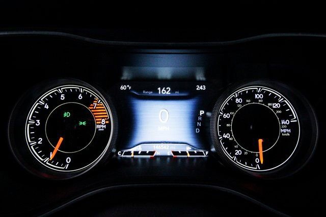 Used 2019 Jeep Cherokee Limited w/ Trailer Tow Group image 15