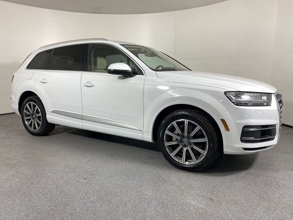 Used 2018 Audi Q7 3.0T Premium Plus w/ Premium Plus Package image 3