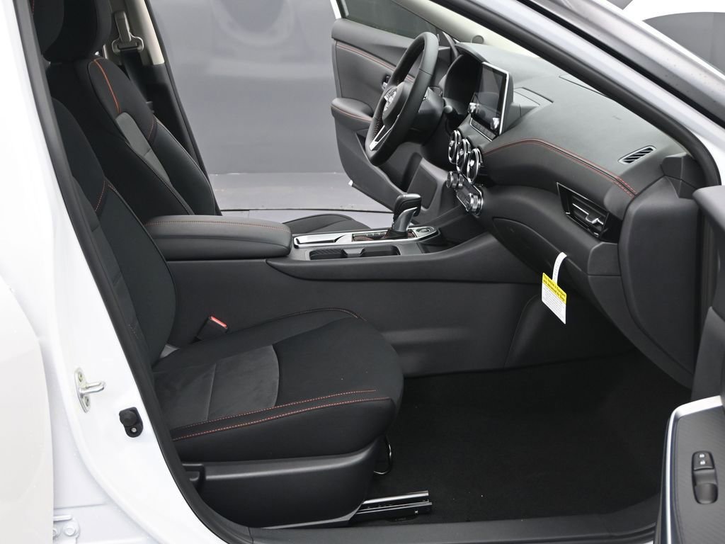 Used 2025 Nissan Sentra SR image 20