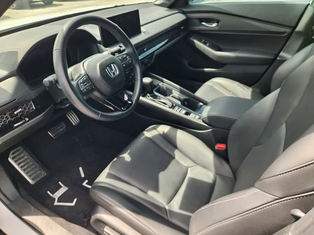Used 2025 Honda Accord Sport image 8