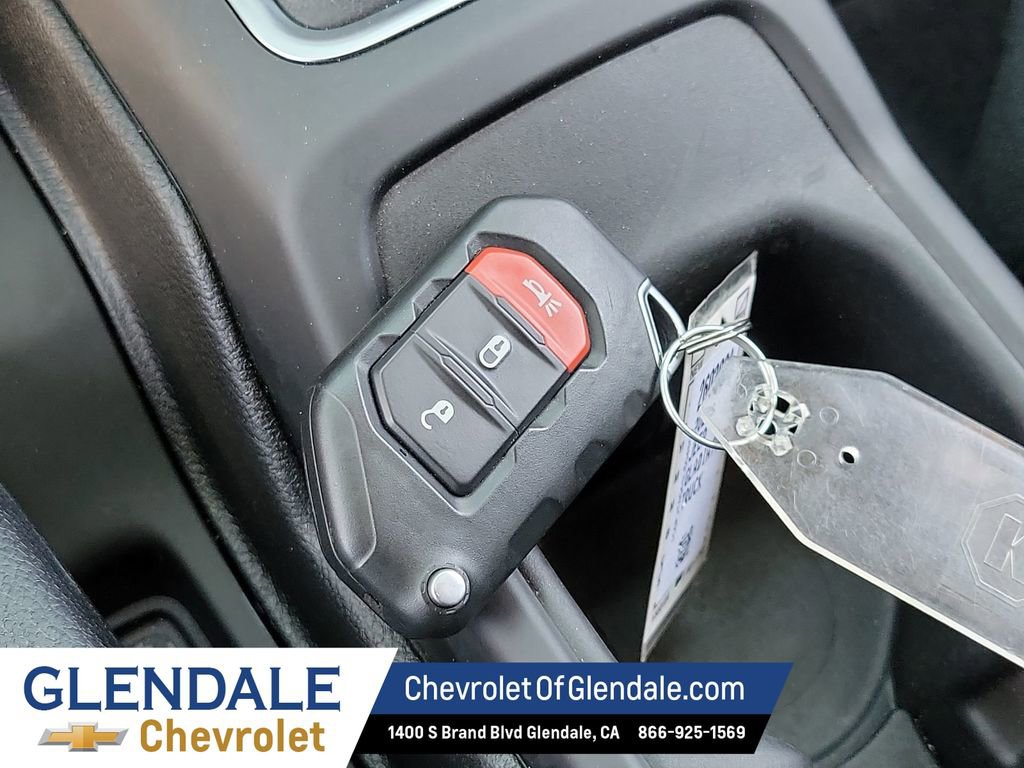 Used 2025 Jeep Gladiator Sport AWD/4WD image 35