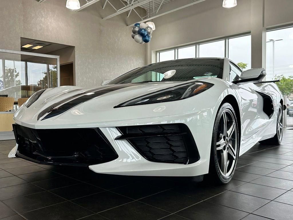 Used 2026 Chevrolet Corvette Stingray Coupe RWD image 4