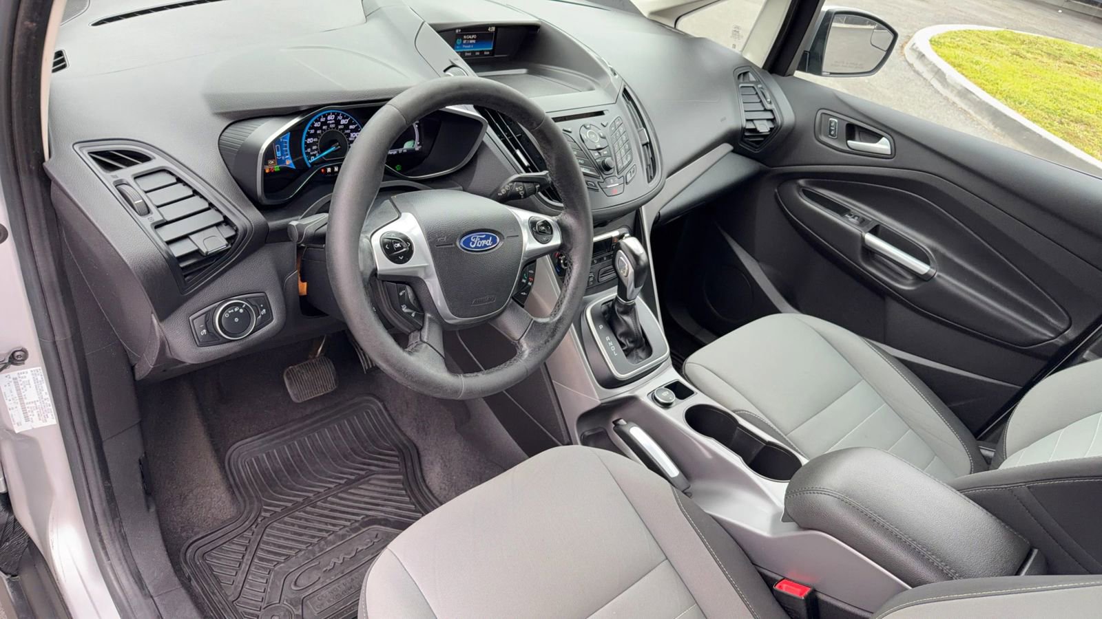 Used 2016 Ford C-MAX SE w/ Interior Protection Package image 14