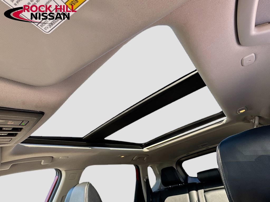 Used 2023 Nissan Rogue SL w/ SL Premium Package image 23