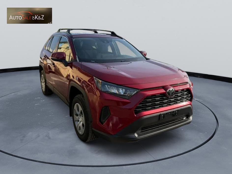 Used 2020 Toyota RAV4 LE w/ Carpet Mat Package image 2