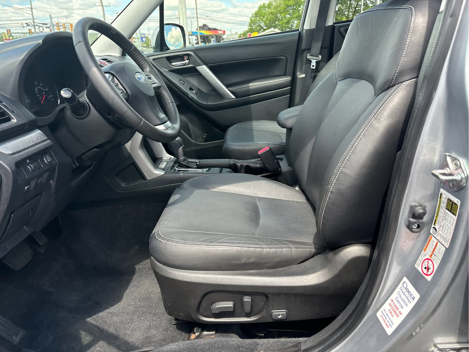 Used 2015 Subaru Forester 2.5i Touring w/ Eyesight & Navigation System AWD/4WD image 8
