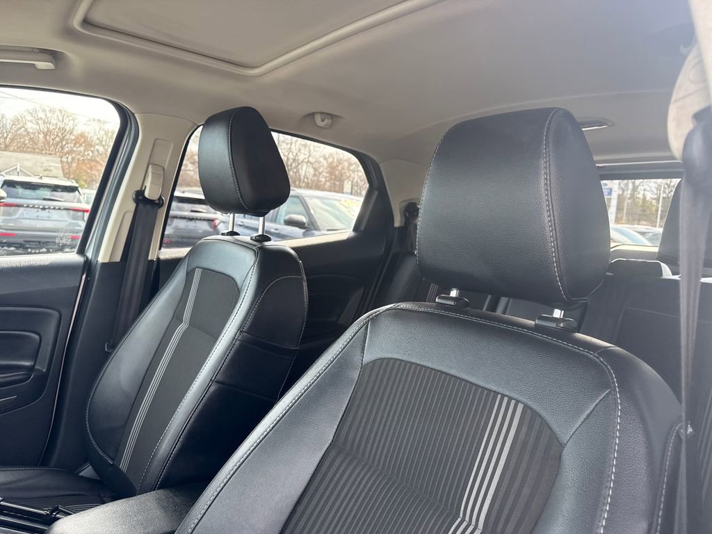 Used 2020 Ford EcoSport SES w/ SES Black Appearance Package image 16