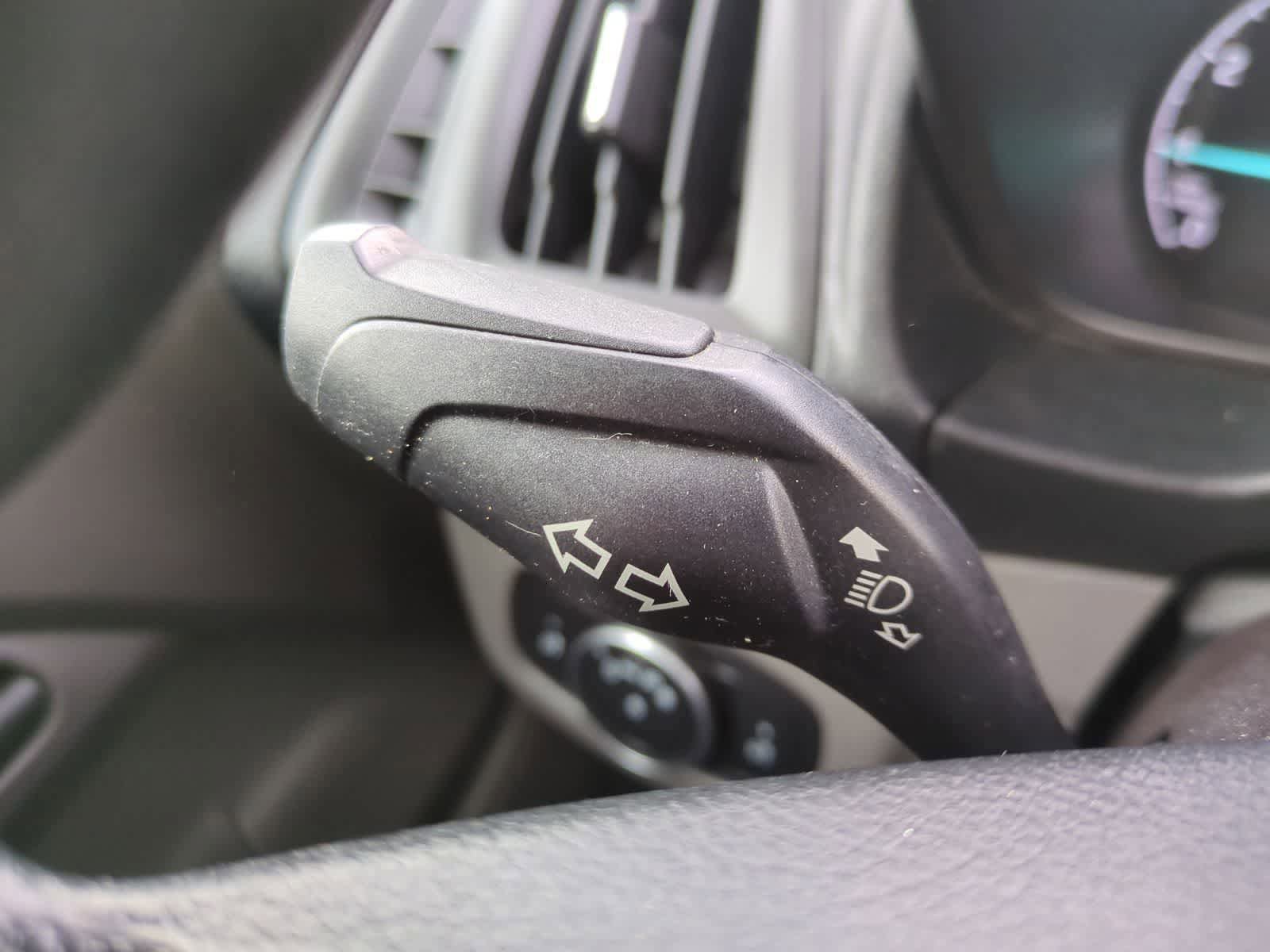 Used 2020 Ford Transit Connect XL image 24