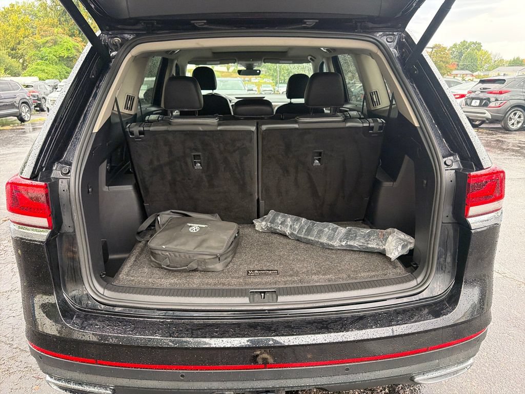 Used 2023 Volkswagen Atlas SEL AWD/4WD image 28