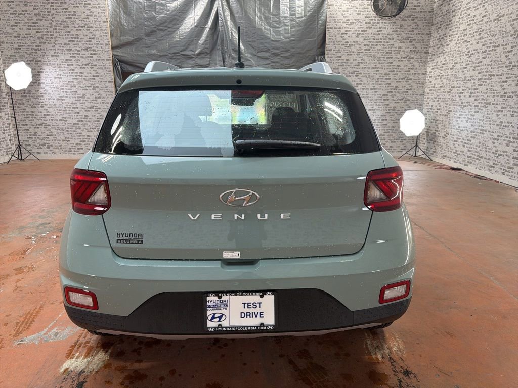 Used 2026 Hyundai Venue SEL FWD image 6