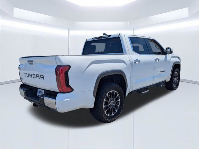 Used 2024 Toyota Tundra Limited AWD/4WD image 4