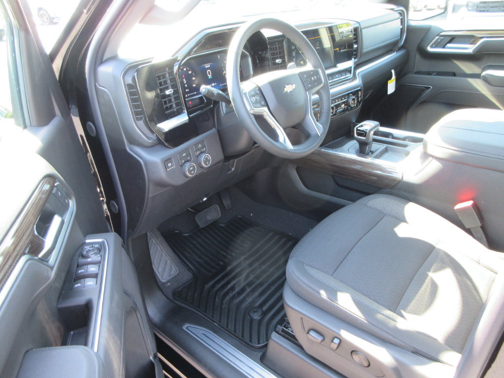 New 2026 Chevrolet Silverado 1500 LT w/ Convenience Package II AWD/4WD image 14