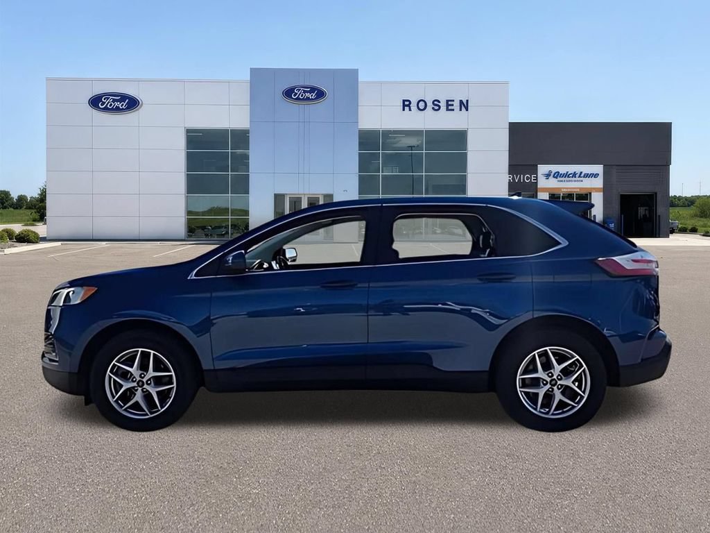 Used 2024 Ford Edge SEL w/ Convenience Package AWD/4WD image 5