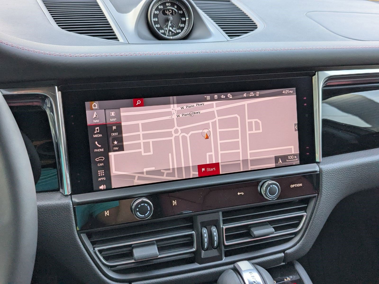 New 2026 Porsche Macan S image 17