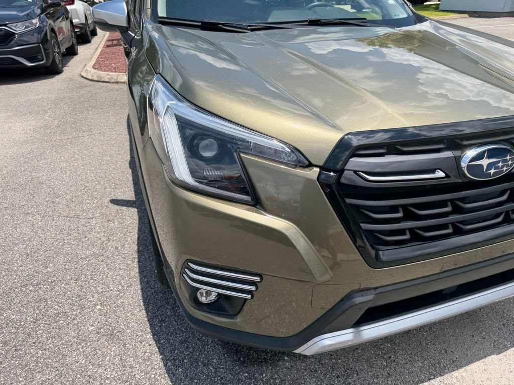 Used 2023 Subaru Forester Touring AWD/4WD image 18